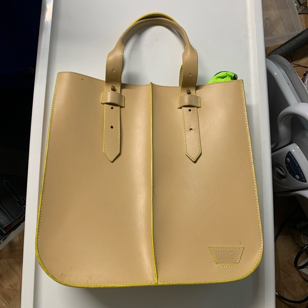 Iiibeca by joy grayson greenwich street tote 100% leather color natural/ tan